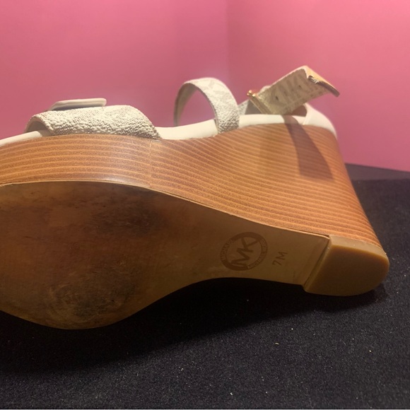 Michael by Michael Kors “Carmen” Logo Wedge heel sandals sz 7 - Picture 10 of 12